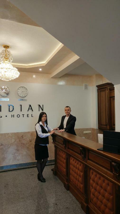 Hotel Meridian Brody Eksteriør bilde
