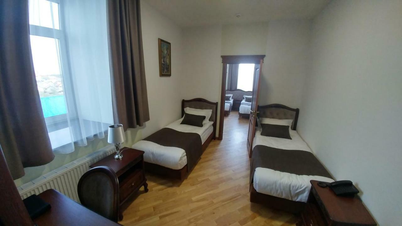 Hotel Meridian Brody Eksteriør bilde