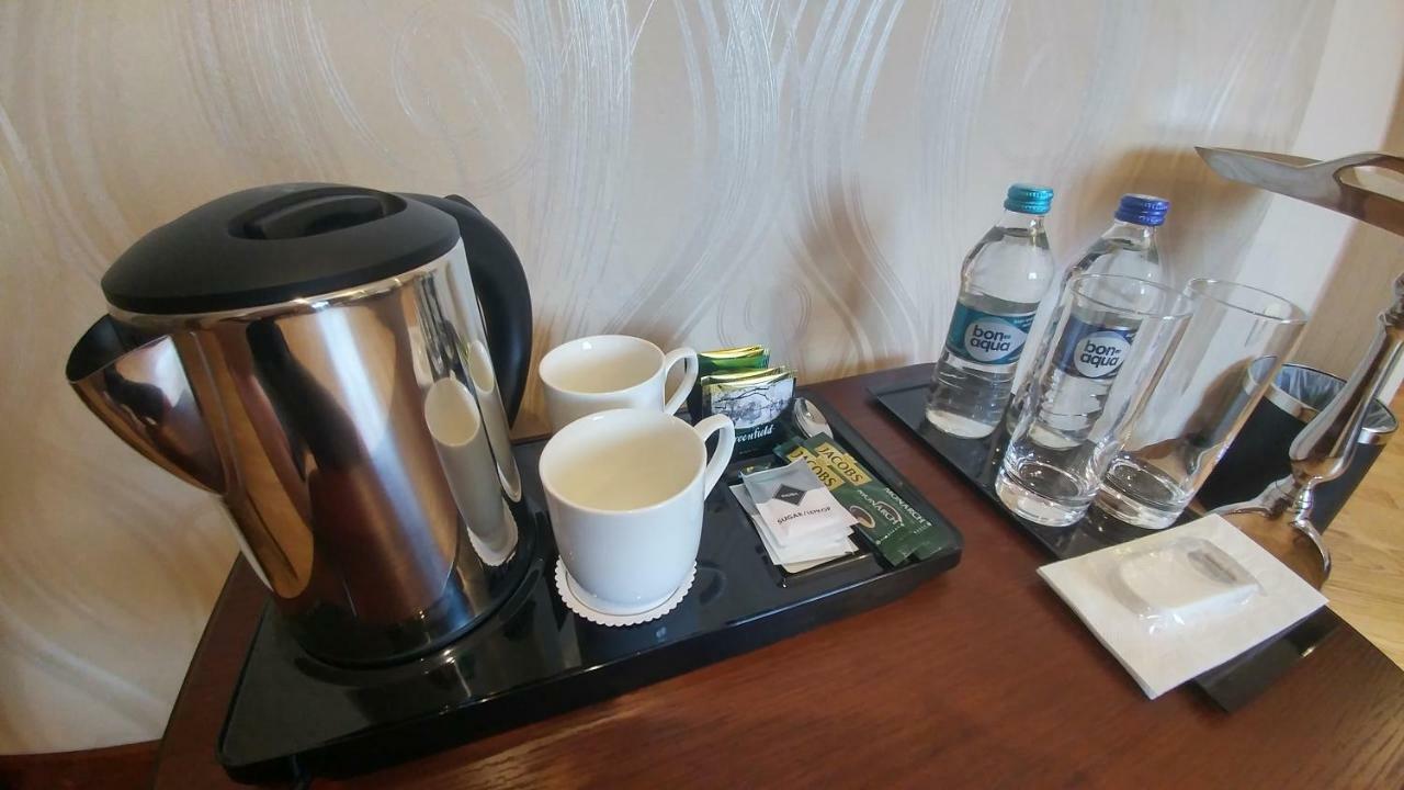 Hotel Meridian Brody Eksteriør bilde